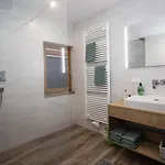 Gaestehaus Fuchs 3* 그뢰브밍