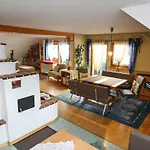 Gaestehaus Fuchs 그뢰브밍