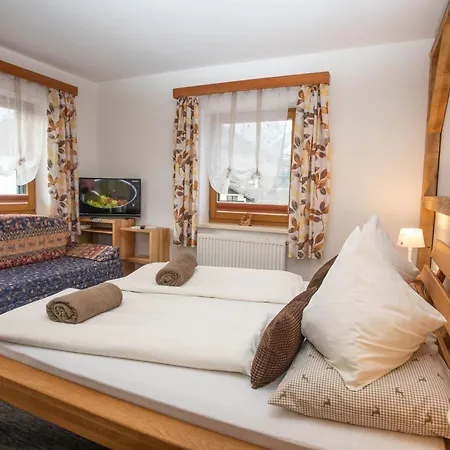 Gaestehaus Fuchs *