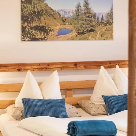 Gastehaus Fuchs Pensionat 3*