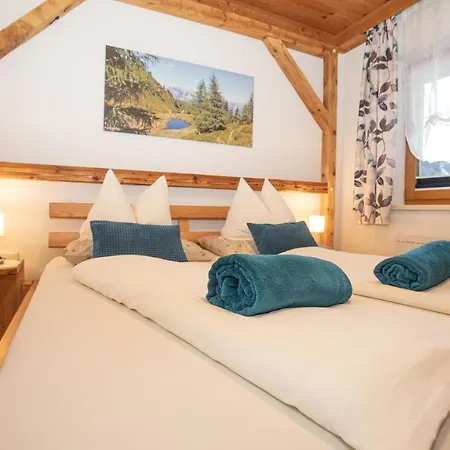 Pensionat Gastehaus Fuchs 3*