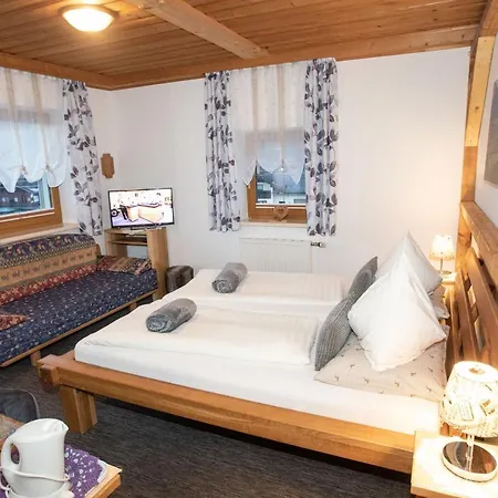Gaestehaus Fuchs بيت ضيافة غوربمينغ
