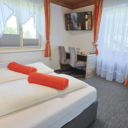 Gaestehaus Fuchs 3*