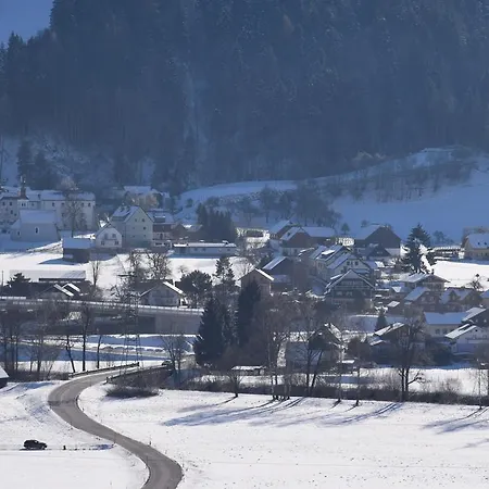 بيت ضيافة Gaestehaus Fuchs غوربمينغ