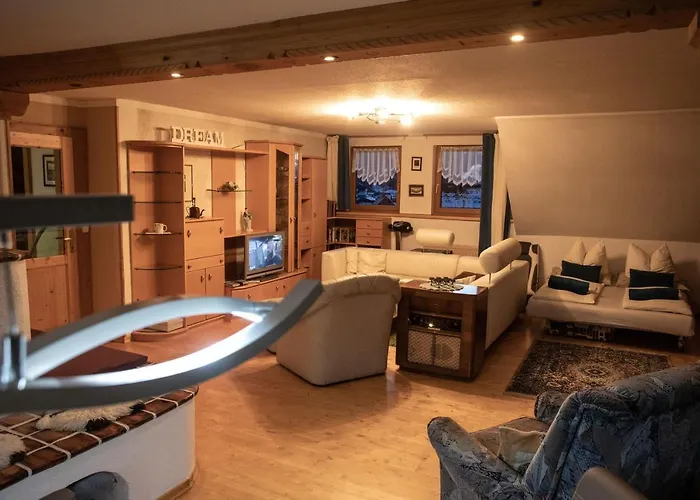 Gaestehaus Fuchs Gasthuis 3*