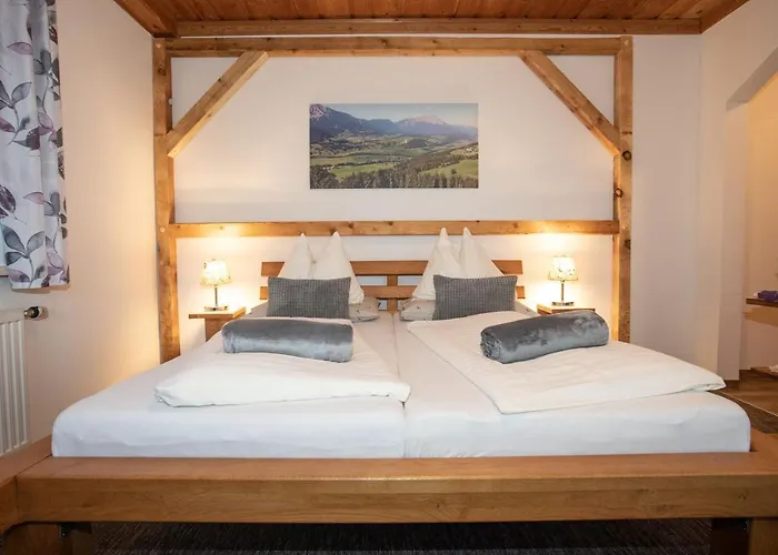 Gasthuis Gaestehaus Fuchs 3*